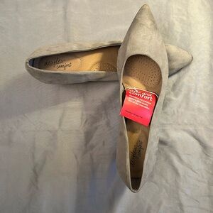 Christian Siriano by Payless Nude heels